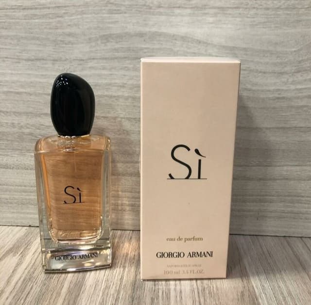 Giorgio Armani Sì